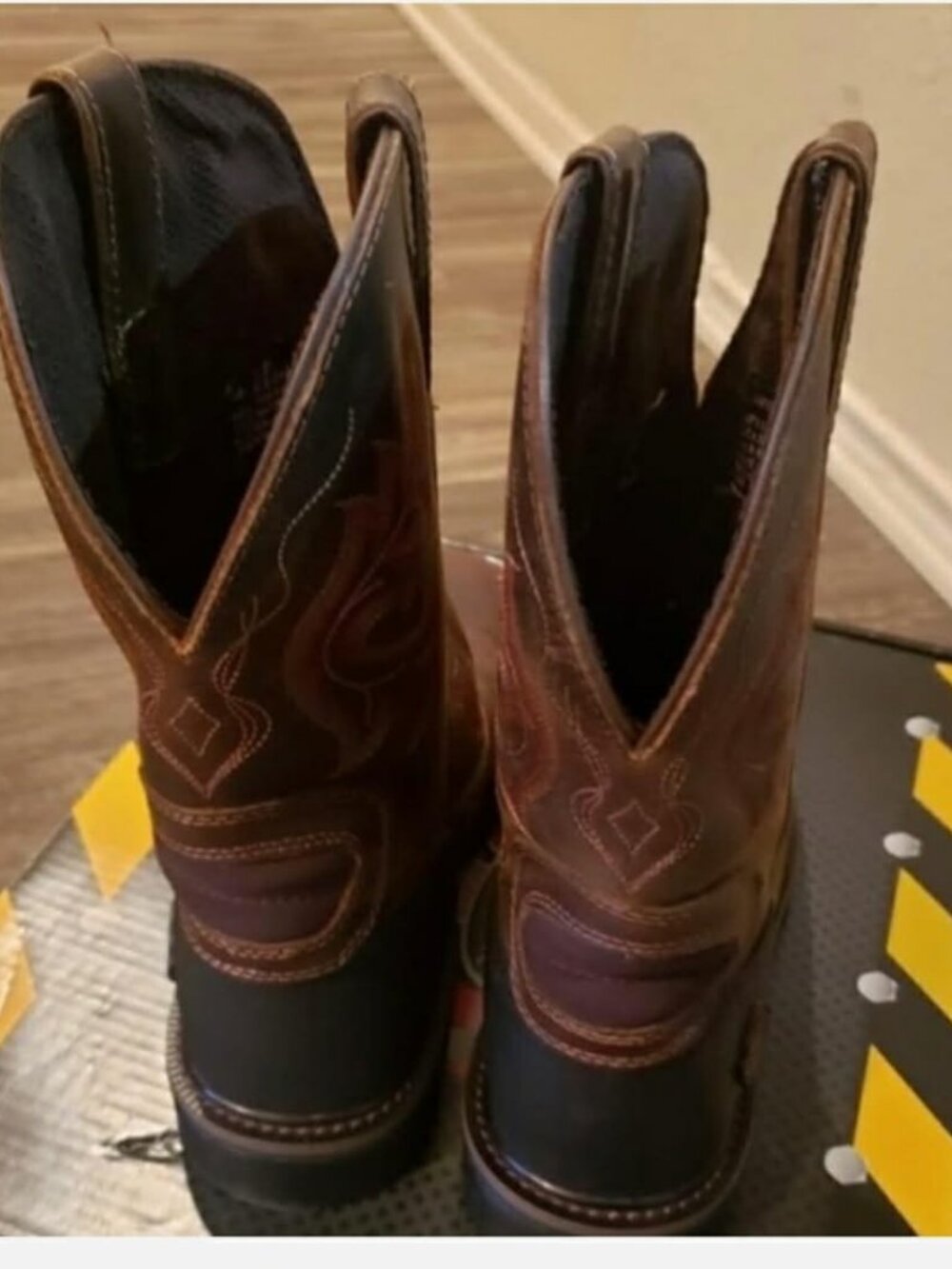 Justin Boots Hybred Men's Sz 11, Brown Leather - Picture 4 of 6